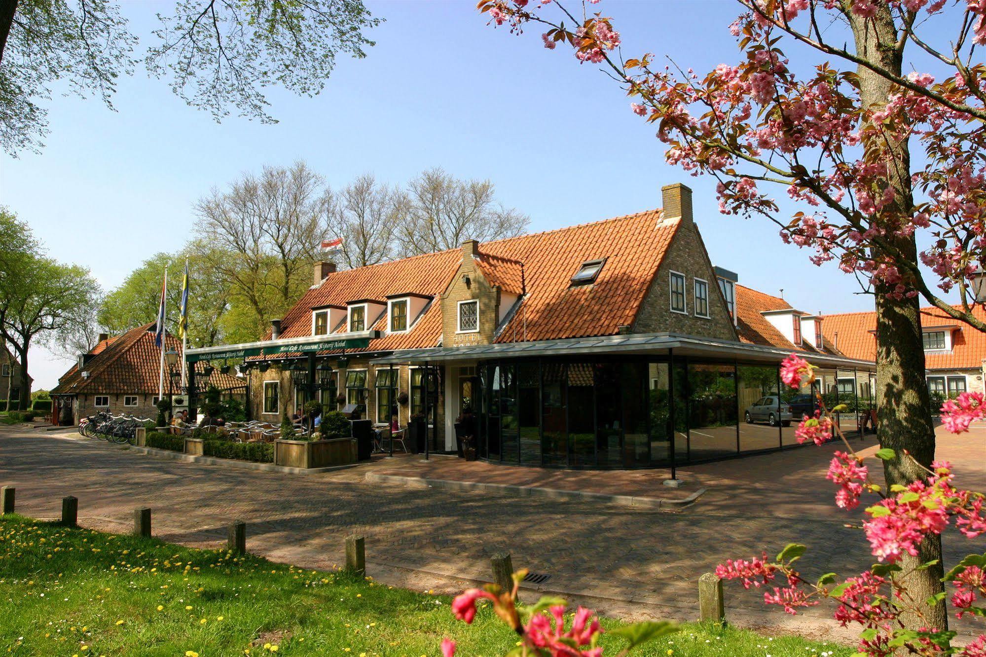 Nobel Hotel Ameland 발룸 외부 사진